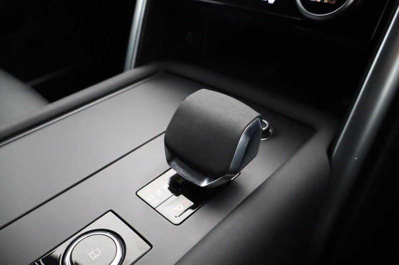 2023 (23) LAND ROVER COMMERCIAL DISCOVERY 3.0 D300 R-Dynamic SE Commercial Auto 5398175
