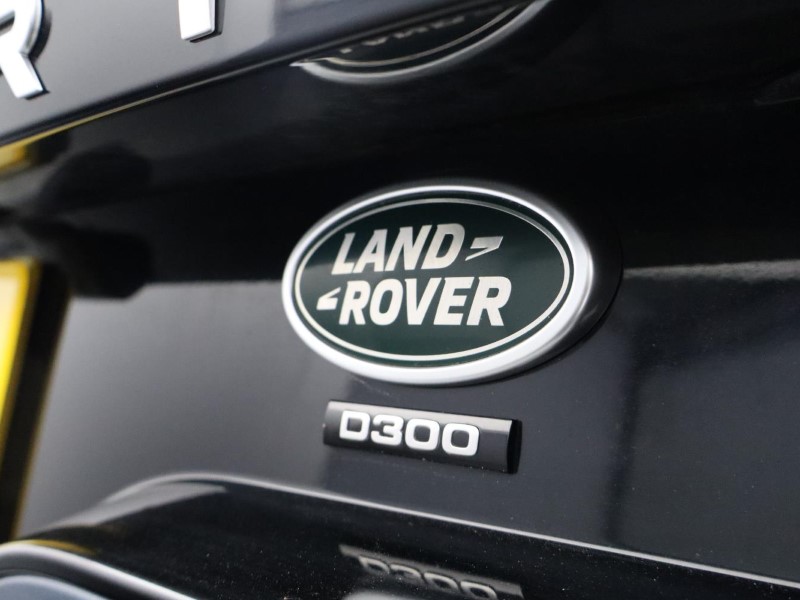 2022 (72) LAND ROVER DISCOVERY 3.0 D300 S 5dr Auto 5359061