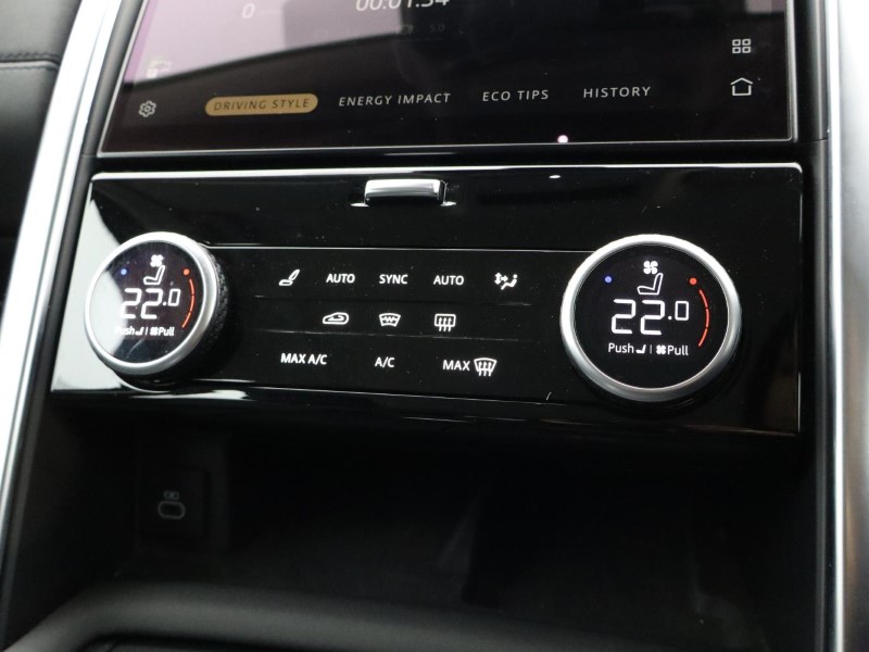 2022 (72) LAND ROVER DISCOVERY 3.0 D300 S 5dr Auto 5359107