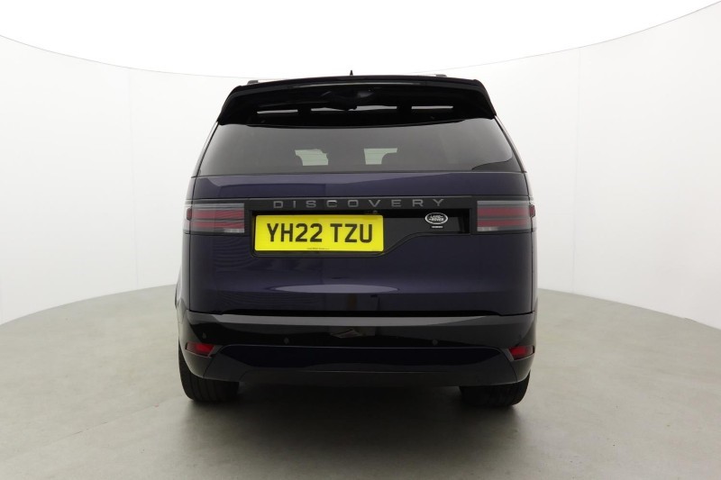 2022 (22) LAND ROVER DISCOVERY 3.0 D300 R-Dynamic SE 5dr Auto 5423439
