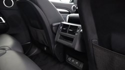 2022 (22) LAND ROVER DISCOVERY 3.0 D300 R-Dynamic SE 5dr Auto 5423463