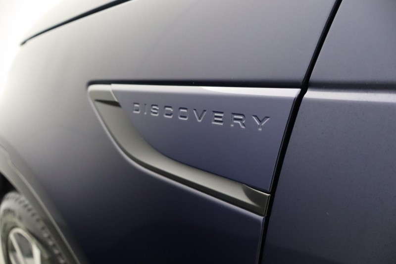 2022 (22) LAND ROVER DISCOVERY 3.0 D300 R-Dynamic SE 5dr Auto 5423508