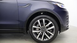 2022 (22) LAND ROVER DISCOVERY 3.0 D300 R-Dynamic SE 5dr Auto 5423502