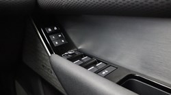 2022 (22) LAND ROVER RANGE ROVER VELAR 2.0 D200 Edition 5dr Auto 5416965