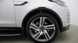 2021 (71) LAND ROVER DISCOVERY 3.0 D250 R-Dynamic SE 5dr Auto 5420013