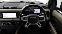 2021 (21) LAND ROVER DEFENDER 3.0 D300 X-Dynamic HSE 110 5dr Auto 5411910