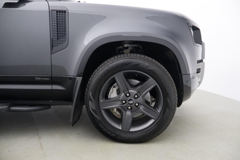 2021 (21) LAND ROVER DEFENDER 3.0 D300 X-Dynamic HSE 110 5dr Auto 5411898