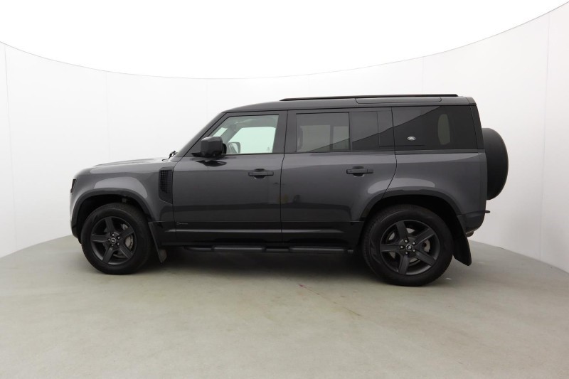 2021 (21) LAND ROVER DEFENDER 3.0 D300 X-Dynamic HSE 110 5dr Auto 5411867