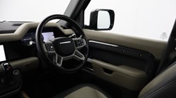 2021 (21) LAND ROVER DEFENDER 3.0 D300 X-Dynamic HSE 110 5dr Auto 5411914