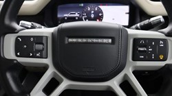 2021 (21) LAND ROVER DEFENDER 3.0 D300 X-Dynamic HSE 110 5dr Auto 5411942