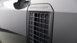 2021 (21) LAND ROVER DEFENDER 3.0 D300 X-Dynamic HSE 110 5dr Auto 5411896