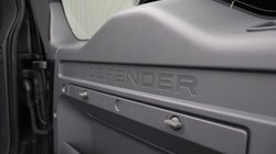 2021 (21) LAND ROVER DEFENDER 3.0 D300 X-Dynamic HSE 110 5dr Auto 5411879