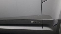 2021 (21) LAND ROVER DEFENDER 3.0 D300 X-Dynamic HSE 110 5dr Auto 5411899