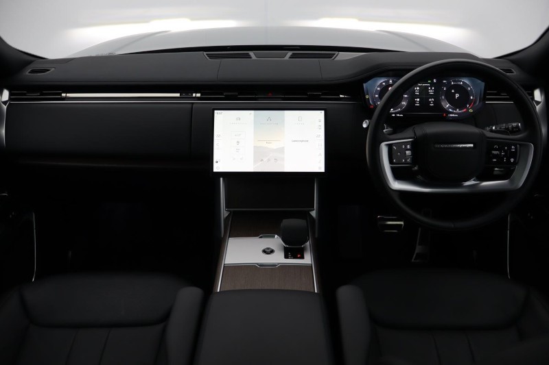 2025 (25) LAND ROVER RANGE ROVER 3.0 P400 SE 4dr Auto 5429142