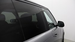 2025 (25) LAND ROVER RANGE ROVER 3.0 P400 SE 4dr Auto 5429125