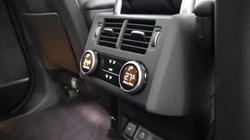 2025 (25) LAND ROVER DISCOVERY 3.0 D350 Metropolitan Edition 5dr Auto 5406127