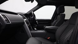 2025 (25) LAND ROVER DISCOVERY 3.0 D350 Metropolitan Edition 5dr Auto 5406084