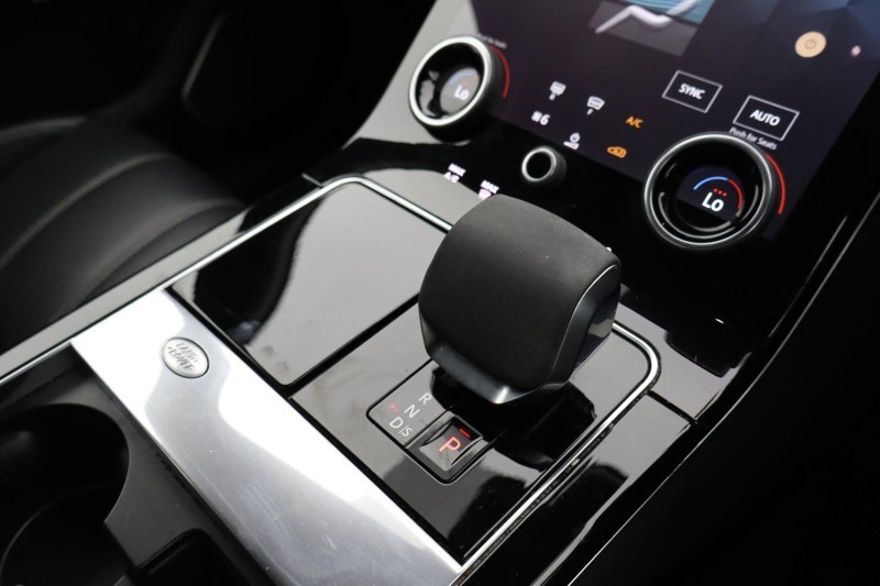 2021 (21) LAND ROVER RANGE ROVER VELAR 3.0 D300 MHEV R-Dynamic SE 5dr Auto 5437060