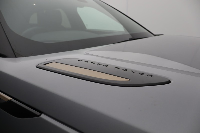 2021 (21) LAND ROVER RANGE ROVER VELAR 3.0 D300 MHEV R-Dynamic SE 5dr Auto 5437028