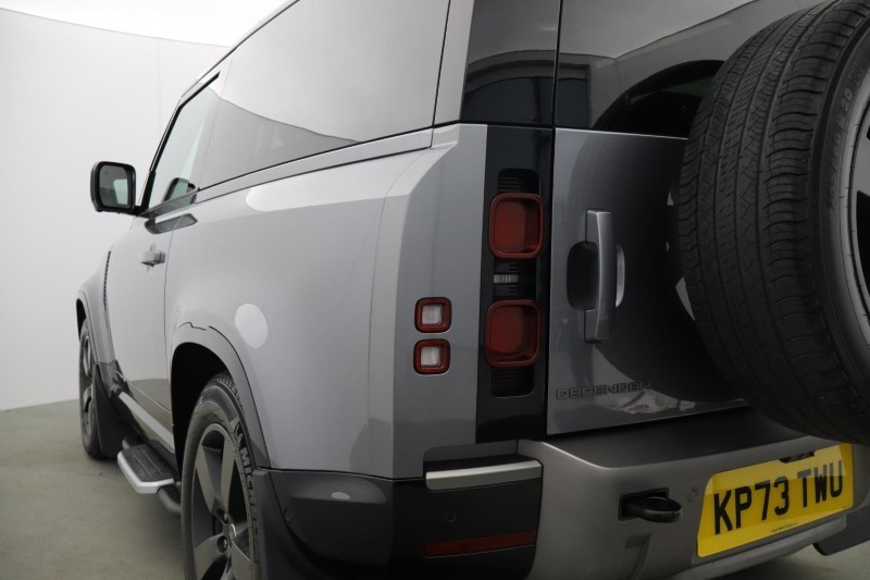 2023 (73) LAND ROVER DEFENDER 3.0 D250 X-Dynamic HSE 90 3dr Auto 5479599