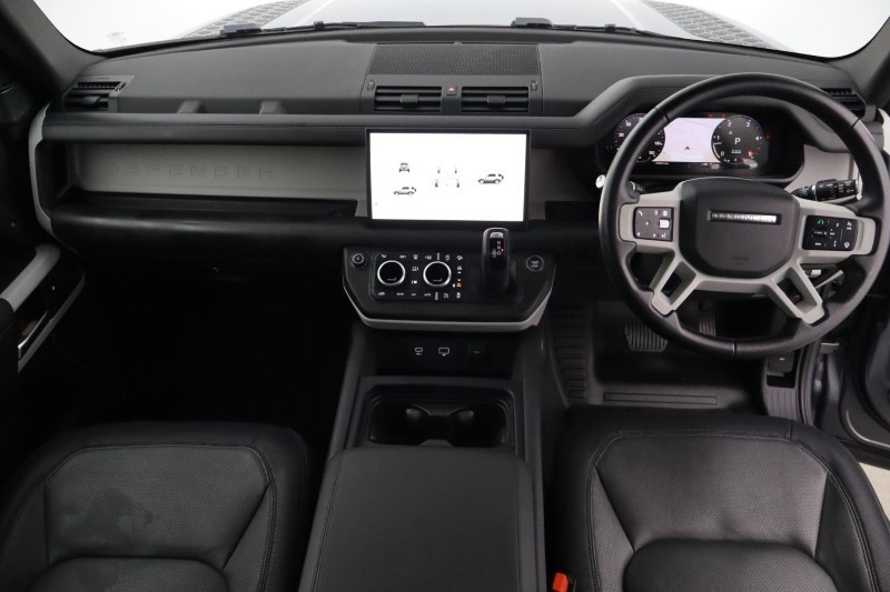 2023 (73) LAND ROVER DEFENDER 3.0 D250 X-Dynamic HSE 90 3dr Auto 5479625