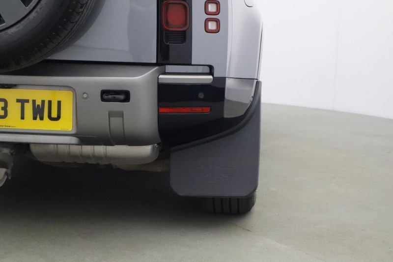 2023 (73) LAND ROVER DEFENDER 3.0 D250 X-Dynamic HSE 90 3dr Auto 5479667