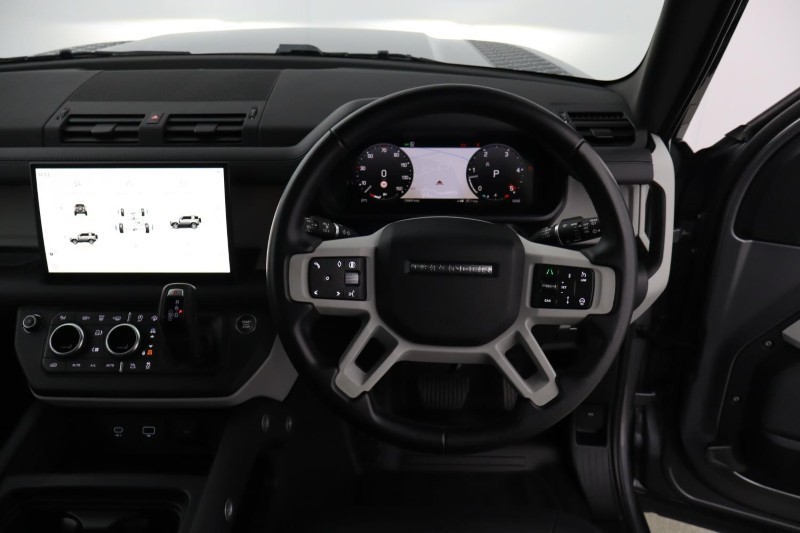 2023 (73) LAND ROVER DEFENDER 3.0 D250 X-Dynamic HSE 90 3dr Auto 5479628
