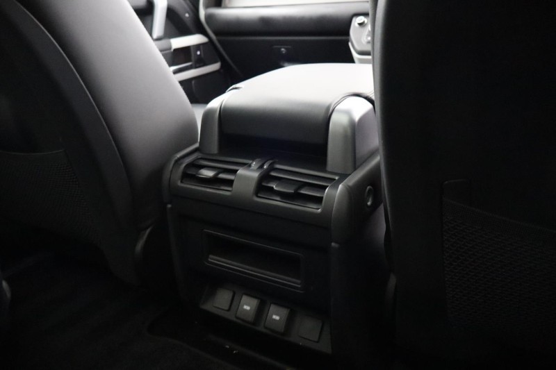 2023 (73) LAND ROVER DEFENDER 3.0 D250 X-Dynamic HSE 90 3dr Auto 5479630