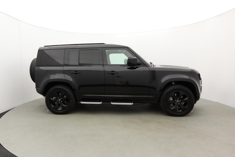 2024 (24) LAND ROVER COMMERCIAL DEFENDER 3.0 D300 Hard Top X-Dynamic HSE Auto 5416335