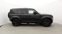 2024 (24) LAND ROVER COMMERCIAL DEFENDER 3.0 D300 Hard Top X-Dynamic HSE Auto 5416335