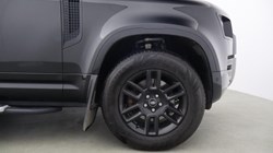 2022 (22) LAND ROVER DEFENDER 2.0 P300 X-Dynamic S 90 3dr Auto 5439182