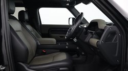 2022 (22) LAND ROVER DEFENDER 2.0 P300 X-Dynamic S 90 3dr Auto 5439177
