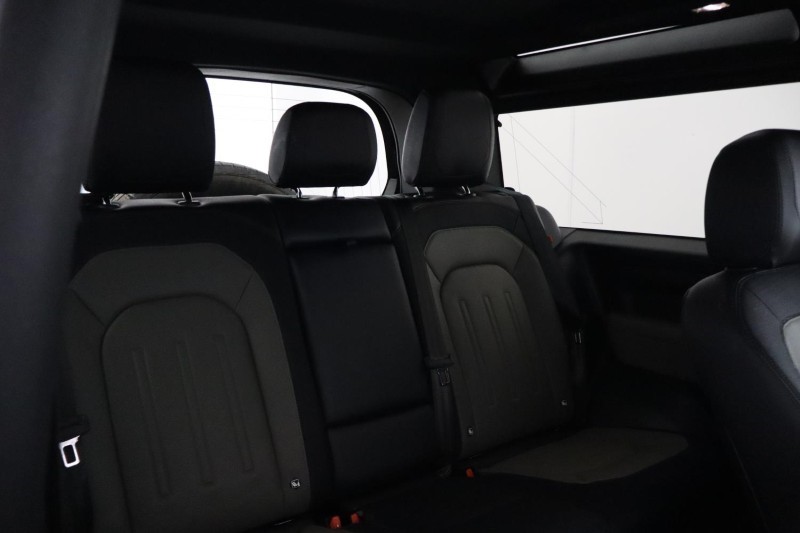 2022 (22) LAND ROVER DEFENDER 2.0 P300 X-Dynamic S 90 3dr Auto 5439188