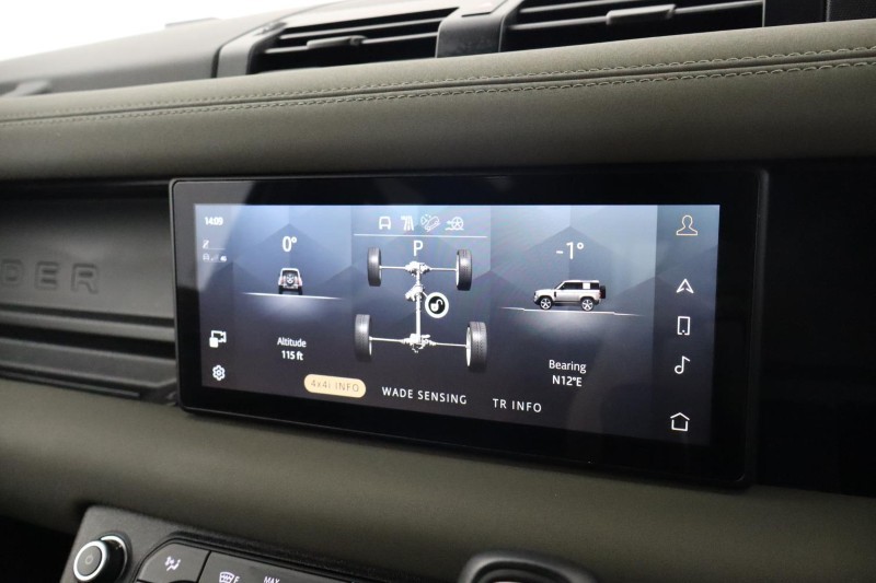 2022 (22) LAND ROVER DEFENDER 2.0 P300 X-Dynamic S 90 3dr Auto 5439211