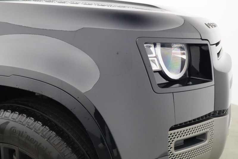 2022 (22) LAND ROVER DEFENDER 2.0 P300 X-Dynamic S 90 3dr Auto 5439184