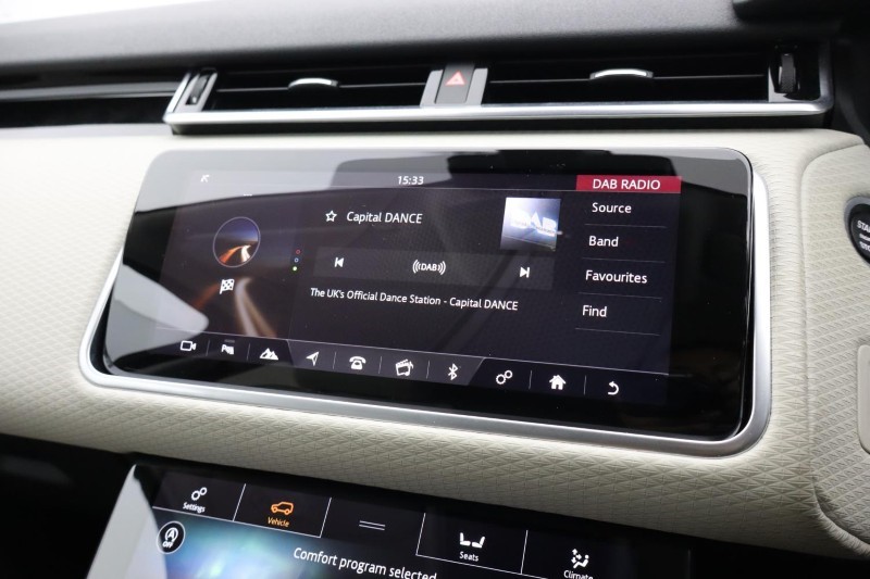 2018 (18) LAND ROVER RANGE ROVER VELAR 2.0 D180 R-Dynamic S 5dr Auto 5486437