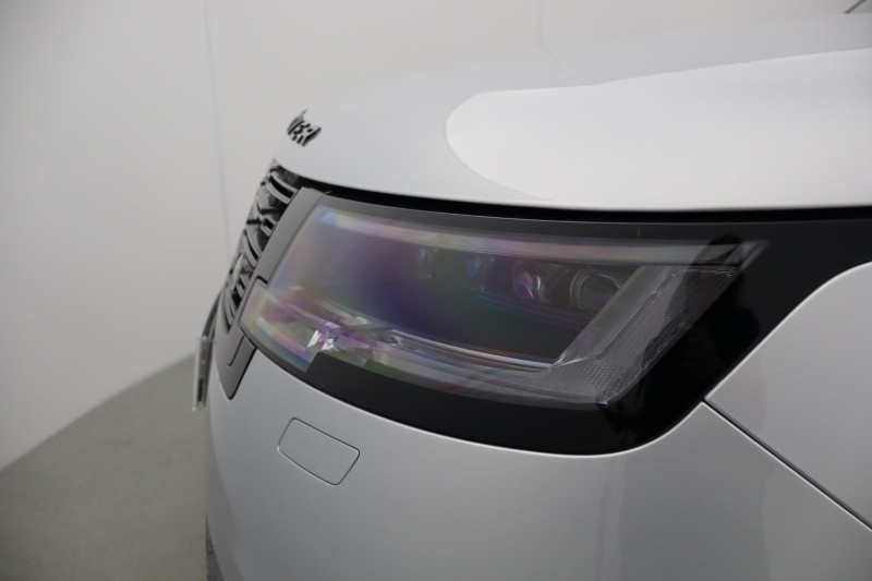 2025 (25) LAND ROVER RANGE ROVER 3.0 D350 SE 4dr Auto 5499903