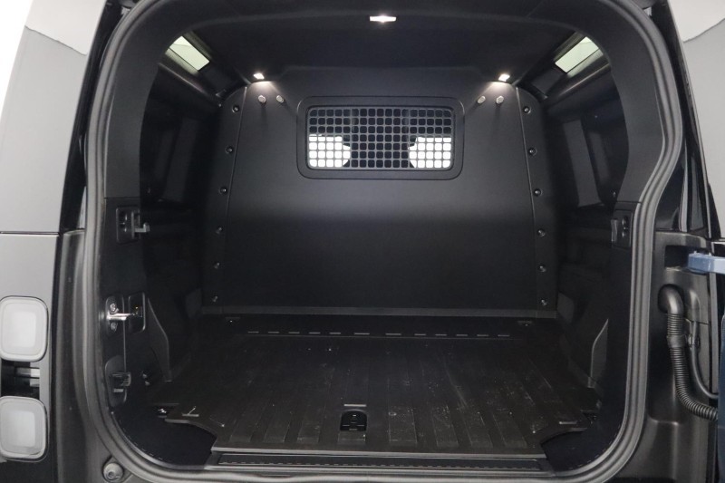 2026 (26) LAND ROVER COMMERCIAL DEFENDER 3.0 D250 Hard Top S Auto [3 Seat] 5477288