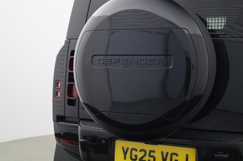 2025 (25) LAND ROVER COMMERCIAL DEFENDER 3.0 D350 Hard Top X-Dynamic HSE Auto [3 Seat] 5480411