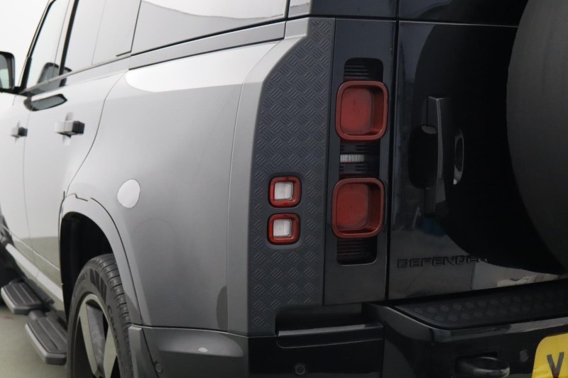 2025 (25) LAND ROVER COMMERCIAL DEFENDER 3.0 D350 Hard Top X-Dynamic HSE Auto [3 Seat] 5480347