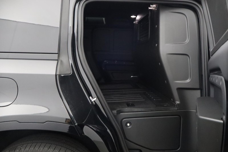 2025 (25) LAND ROVER COMMERCIAL DEFENDER 3.0 D350 Hard Top X-Dynamic HSE Auto [3 Seat] 5480365