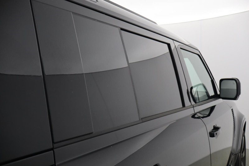 2025 (25) LAND ROVER COMMERCIAL DEFENDER 3.0 D350 Hard Top X-Dynamic HSE Auto [3 Seat] 5480364