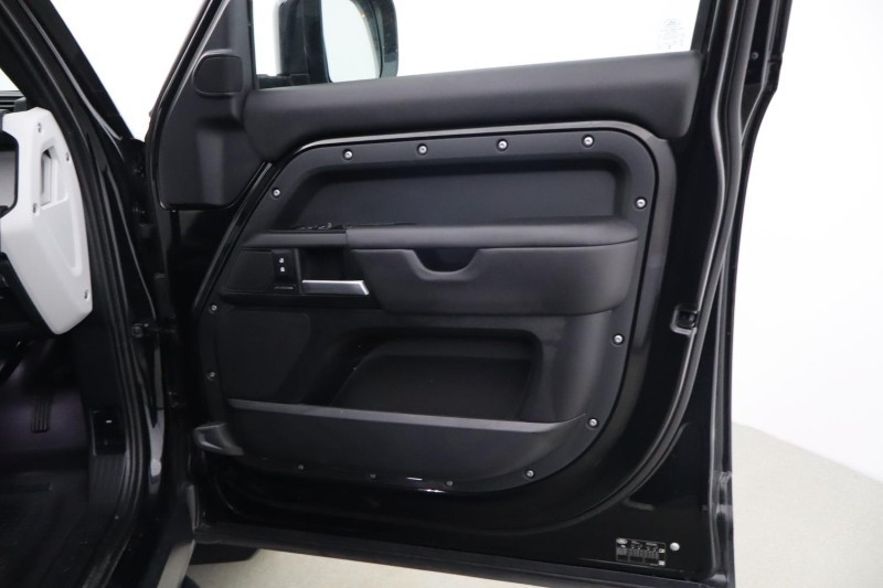 2025 (25) LAND ROVER COMMERCIAL DEFENDER 3.0 D350 Hard Top X-Dynamic HSE Auto [3 Seat] 5480383