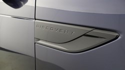 2019 (19) LAND ROVER DISCOVERY 3.0 SDV6 HSE 5dr Auto 5486340