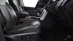 2019 (19) LAND ROVER DISCOVERY 3.0 SDV6 HSE 5dr Auto 5486338