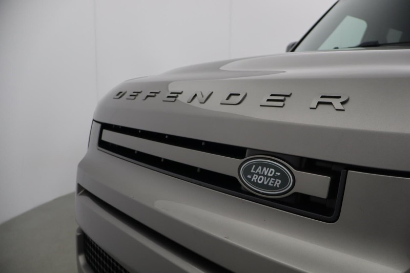 2023 (23) LAND ROVER DEFENDER 3.0 D250 X-Dynamic SE 110 5dr Auto [7 Seat] 5477164