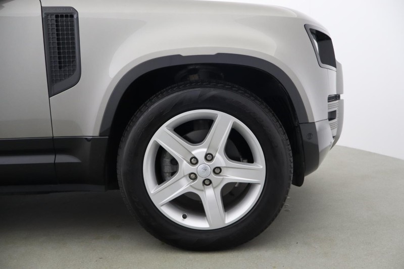 2023 (23) LAND ROVER DEFENDER 3.0 D250 X-Dynamic SE 110 5dr Auto [7 Seat] 5477160