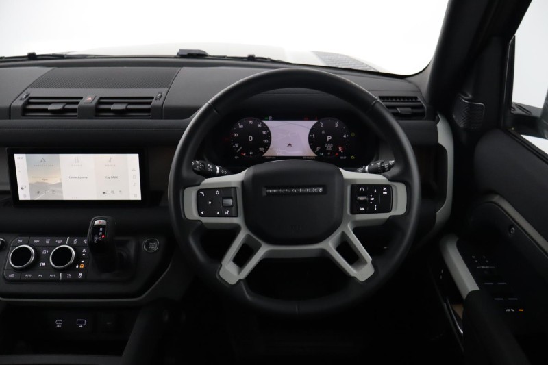 2023 (23) LAND ROVER DEFENDER 3.0 D250 X-Dynamic SE 110 5dr Auto [7 Seat] 5477171