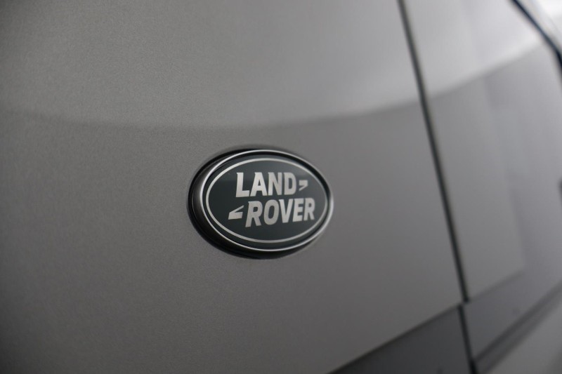 2023 (23) LAND ROVER DEFENDER 3.0 D250 X-Dynamic SE 110 5dr Auto [7 Seat] 5477150