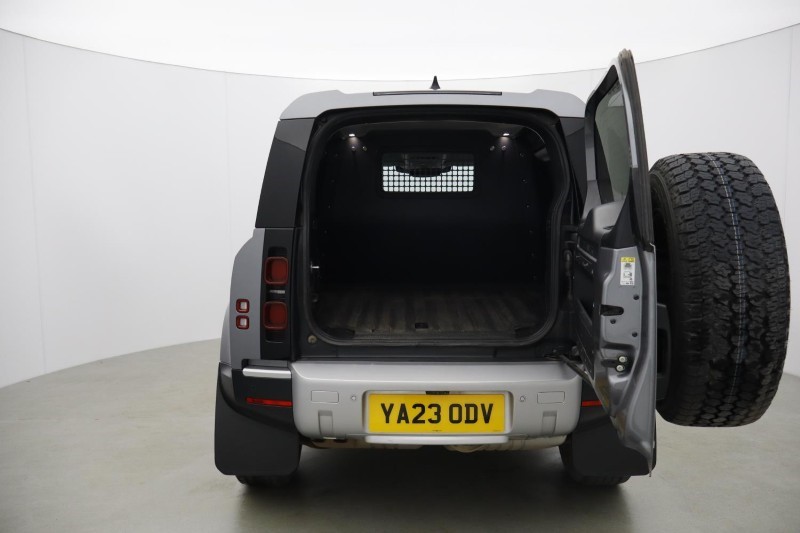 2023 (23) LAND ROVER COMMERCIAL DEFENDER 3.0 D200 Hard Top Auto 5497031